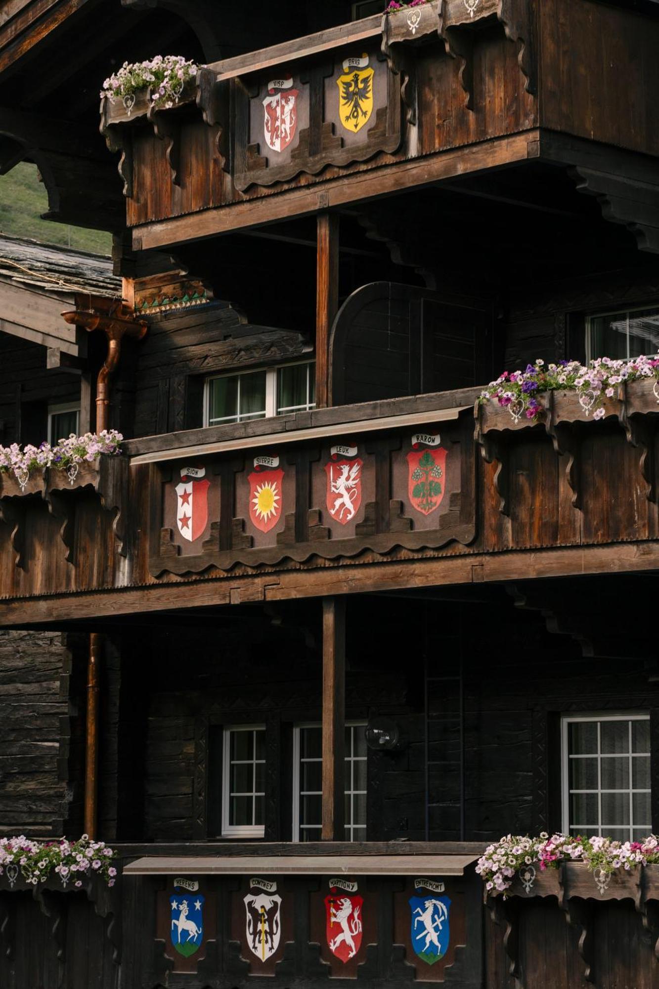 Schloss Zermatt - Cbd & Adaptogenic Spa And Sport Hotel Exteriér fotografie